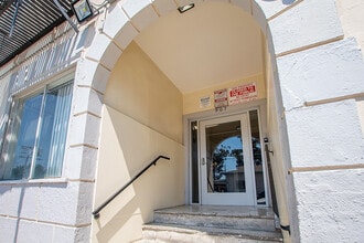 Arthur Emery Apartments in Los Angeles, CA - Building Photo - Building Photo