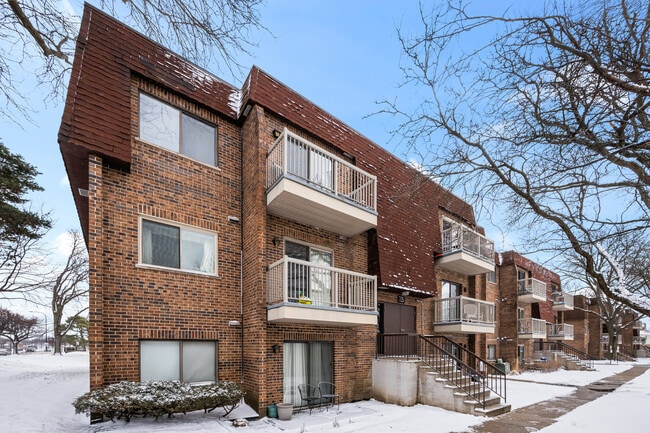 property at 705 W Central Rd