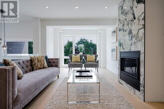 108 Park St in Toronto, ON - Building Photo - Building Photo