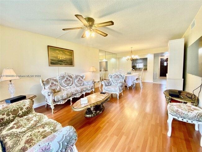 property at 671 S Hollybrook Dr