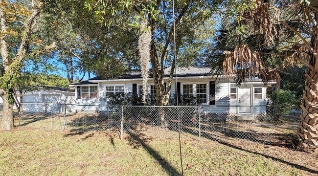 7304 Buffalo Ave in Jacksonville, FL - Building Photo - Building Photo