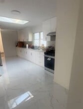 90 Quaker Path in Stony Brook, NY - Building Photo - Building Photo