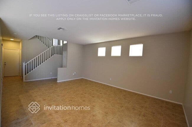 528 E Riding Crop Ave in North Las Vegas, NV - Foto de edificio - Building Photo