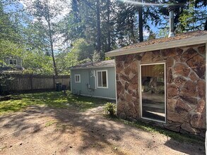 14713 113th St NW in Gig Harbor, WA - Foto de edificio - Building Photo