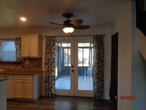 720 Devonshire Ct in Dixon, CA - Building Photo - Building Photo