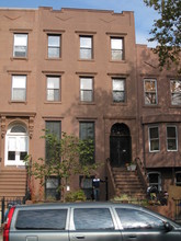 25 3rd Pl in Brooklyn, NY - Building Photo - Building Photo