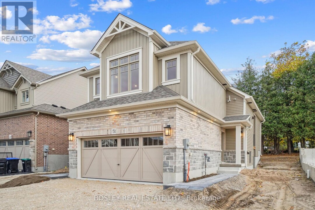 67 Shipley Ave in Collingwood, ON - Building Photo