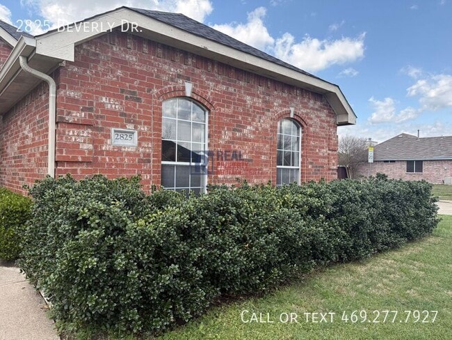 2825 Beverly Dr in Rockwall, TX - Building Photo - Building Photo
