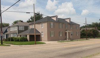 3142 North Blvd Apartments