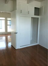 1909 Beachwood Dr in Los Angeles, CA - Building Photo - Building Photo