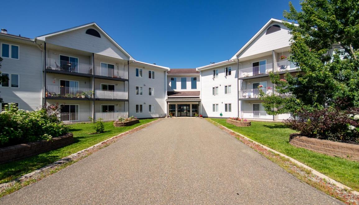 Woodbury Terrace in Fredericton, NB - Building Photo