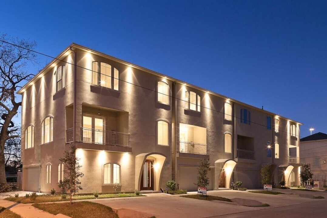 2609 Lawrence St in Houston, TX - Building Photo