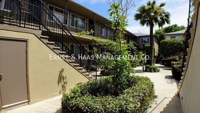 1833 E Appleton St-Unit -#09 in Long Beach, CA - Building Photo - Building Photo