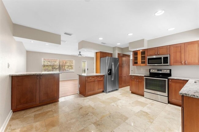 1431 San Helen Dr in Dunedin, FL - Building Photo - Building Photo