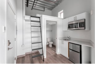 Odessa Apartments in Seattle, WA - Building Photo