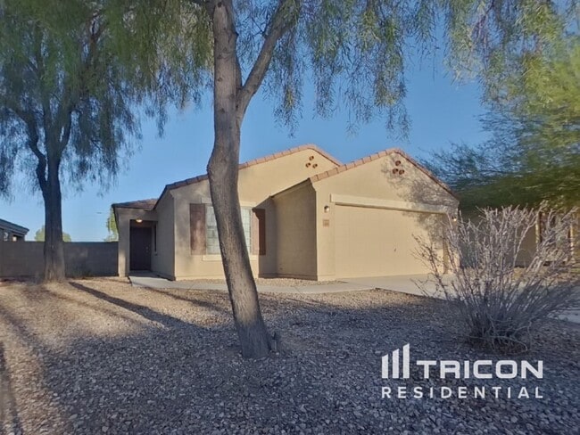 property at 5318 S 237th Ln