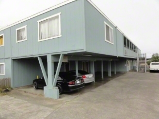 449 S McPherson St in Fort Bragg, CA - Building Photo