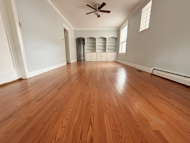4538 N Christiana Ave, Unit Floor 1