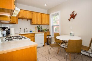 1 Torpie St, Unit 2T in Boston, MA - Building Photo