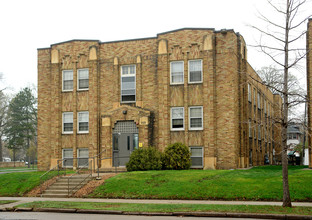 2175 Grand Ave in St. Paul, MN - Building Photo - Building Photo