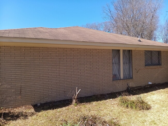 3604 John F Kennedy Blvd in Jackson, MS - Building Photo - Building Photo