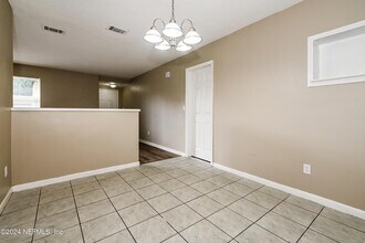 2536 Emily Ln in Jacksonville, FL - Building Photo - Building Photo