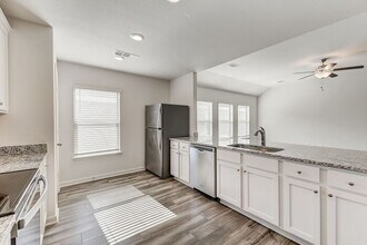 312 Trinity Trl in Denton, TX - Building Photo - Building Photo