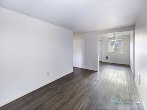 The Harmony Apartments in Beaverton, OR - Building Photo - Interior Photo