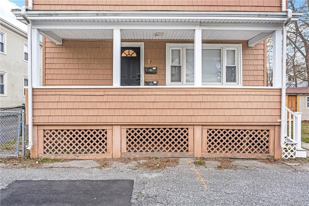 37 Warren Ave in Warren, RI - Building Photo