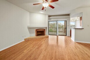 8200 Neely Dr in Austin, TX - Building Photo