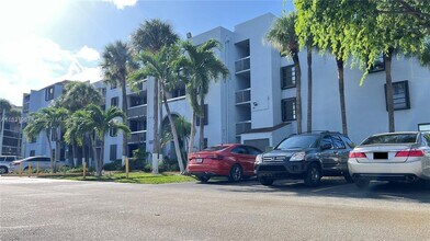 12219 SW 14th Ln in Miami, FL - Building Photo - Building Photo