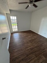 7621 McCallum Blvd in Dallas, TX - Building Photo - Building Photo