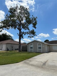 571 Imperial Pl in Kissimmee, FL - Foto de edificio - Building Photo