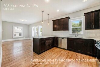 208 National Ave SW in Grand Rapids, MI - Building Photo - Building Photo