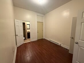 1819 W Oxford St, Unit 1 in Philadelphia, PA - Building Photo - Building Photo