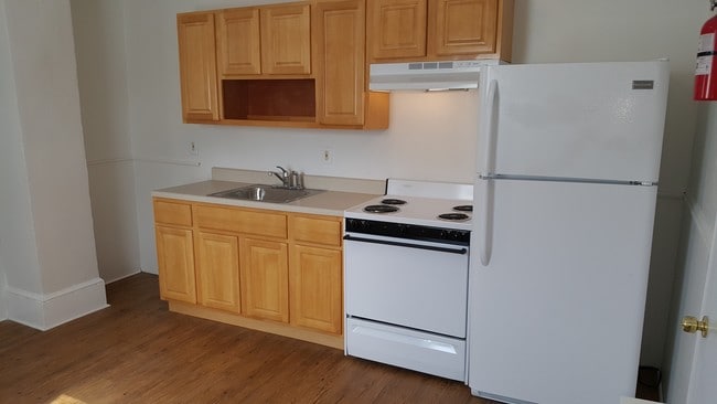 201 Southwest Blvd, Unit C
