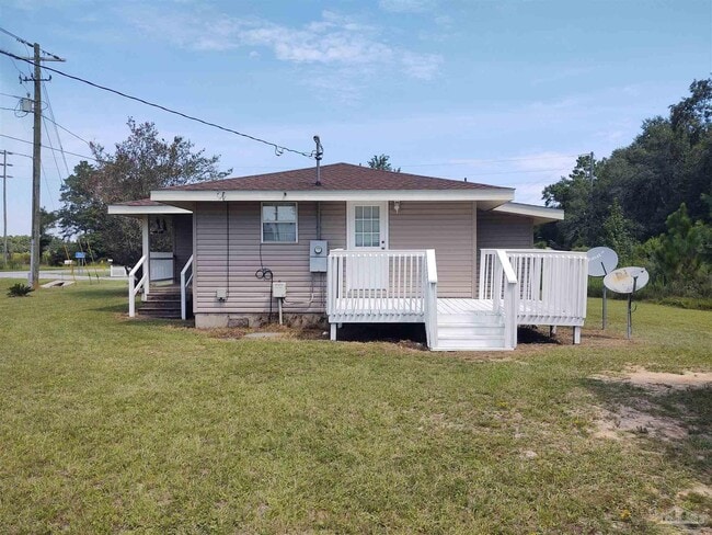 7180 E Gate Rd in Milton, FL - Building Photo - Building Photo