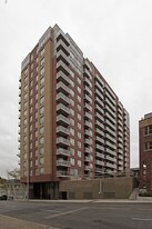 1369 Bloor St W in Toronto, ON - Building Photo