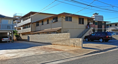 733 Birch St in Honolulu, HI - Foto de edificio - Building Photo