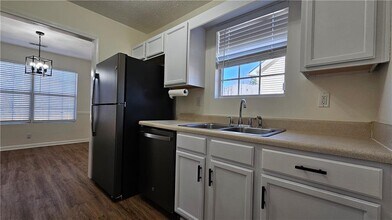 1404 Steam Engine Way NE in Conyers, GA - Building Photo - Building Photo
