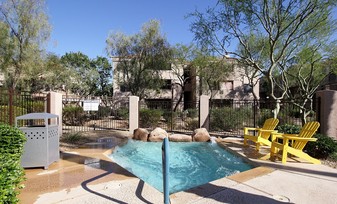 Vintage at Scottsdale Apartments