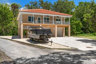 10358 W Hein Trl in Homosassa, FL - Building Photo - Building Photo