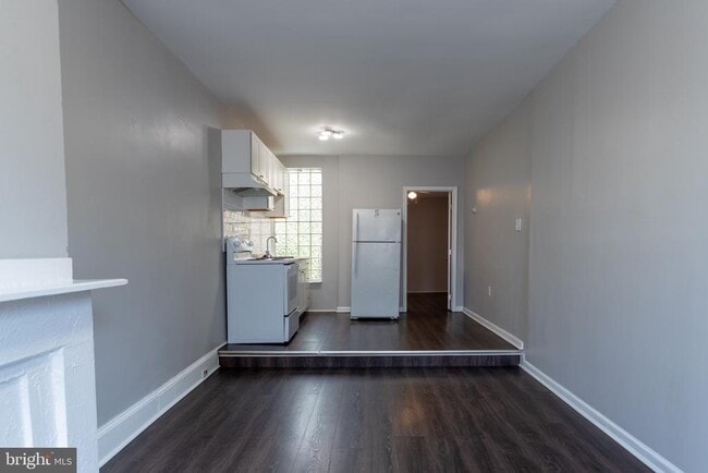 property at 3617 N Sydenham St