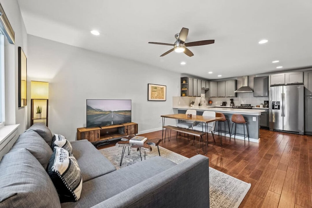 2015 Rabb Glen St in Austin, TX - Building Photo