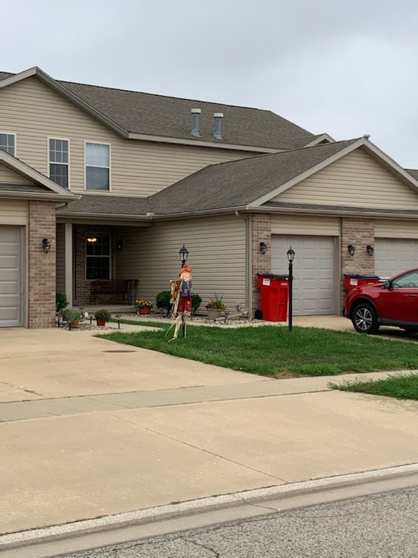3822 Balmoral Dr in Champaign, IL - Building Photo - Building Photo