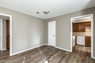 7406 Waco Ave in Lubbock, TX - Building Photo - Building Photo