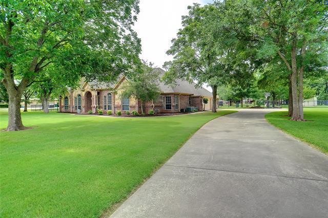 613 W Aurora Vista Trail in Aurora, TX - Building Photo - Building Photo