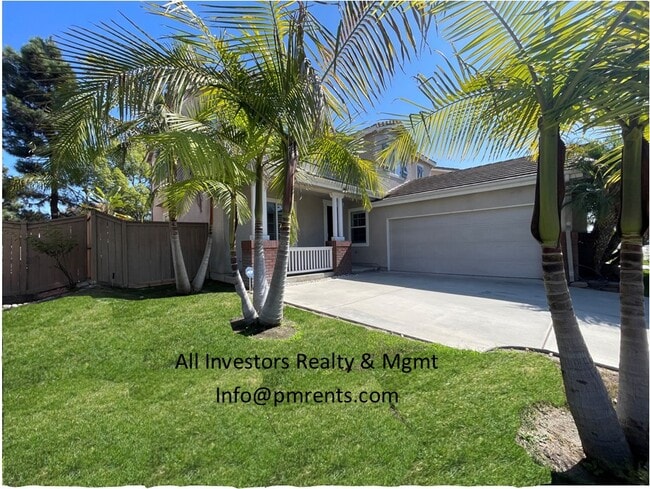 388 Monte Vista Way in Oceanside, CA - Building Photo - Building Photo