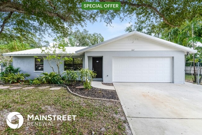 property at 807 Ponder Ave
