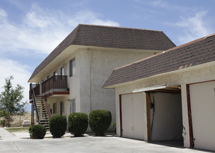 Orick Apartments in Victorville, CA - Building Photo - Building Photo